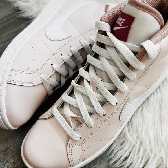 NWT Nike Court Royale 2 Mid Women’s Shoes - Picture 4 of 8